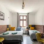 Cooltour Hostal