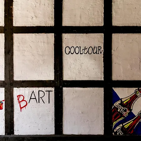 Cooltour Hostel Πόζναν